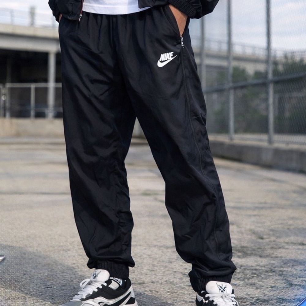 Vintage Y2K Men’s Nike Track Pants Sz S Nylon Joggers Button Closure Zip Pocket